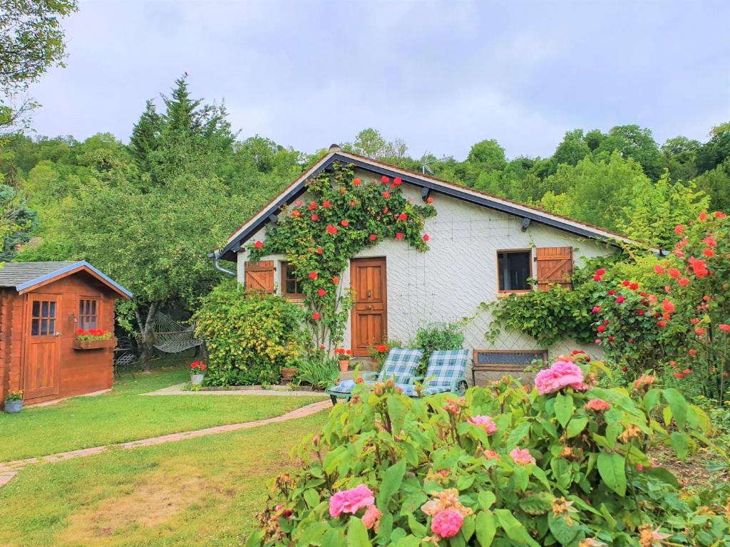 Aux Marguerites, SainteGenevièvelèsGasny (updated prices 2024)