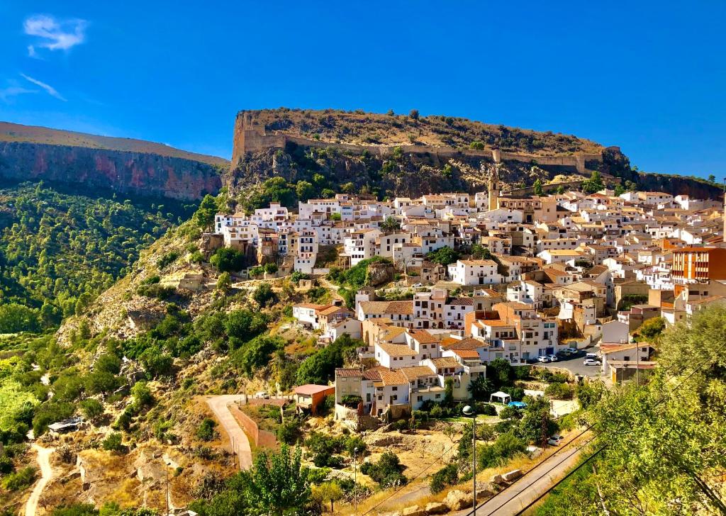 Casa El Cielo, in the heart of Old Town, Chulilla – Updated ...