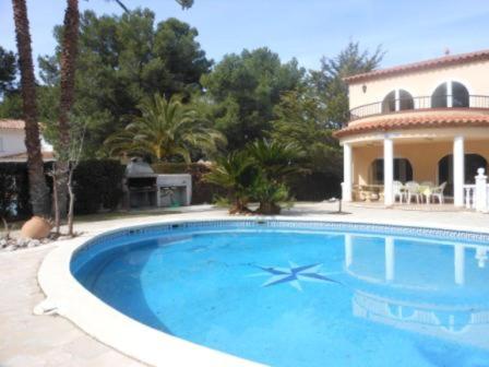 Fotografie z fotogalerie ubytování VILLA SALVADOR v destinaci Les tres Cales