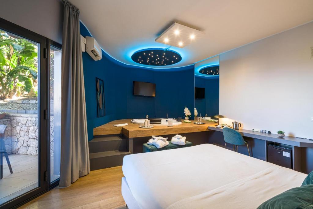 Taormina Palace Hotel - Double Room With Spa Bath
