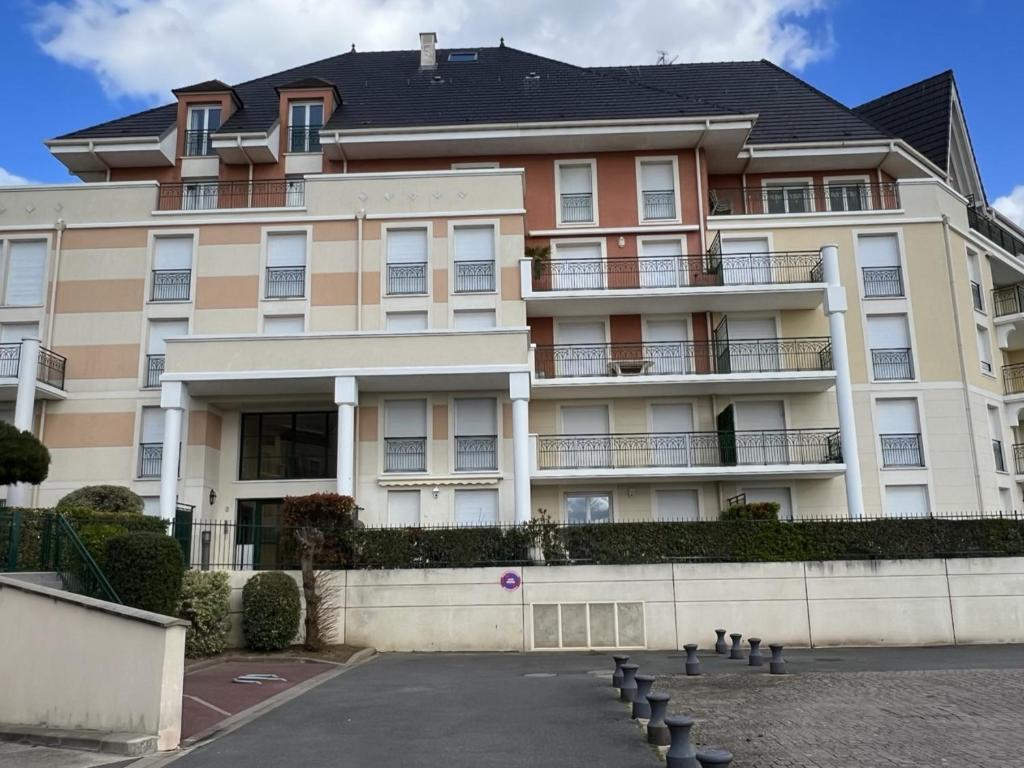 Budova, v ktorej sa apartmán nachádza