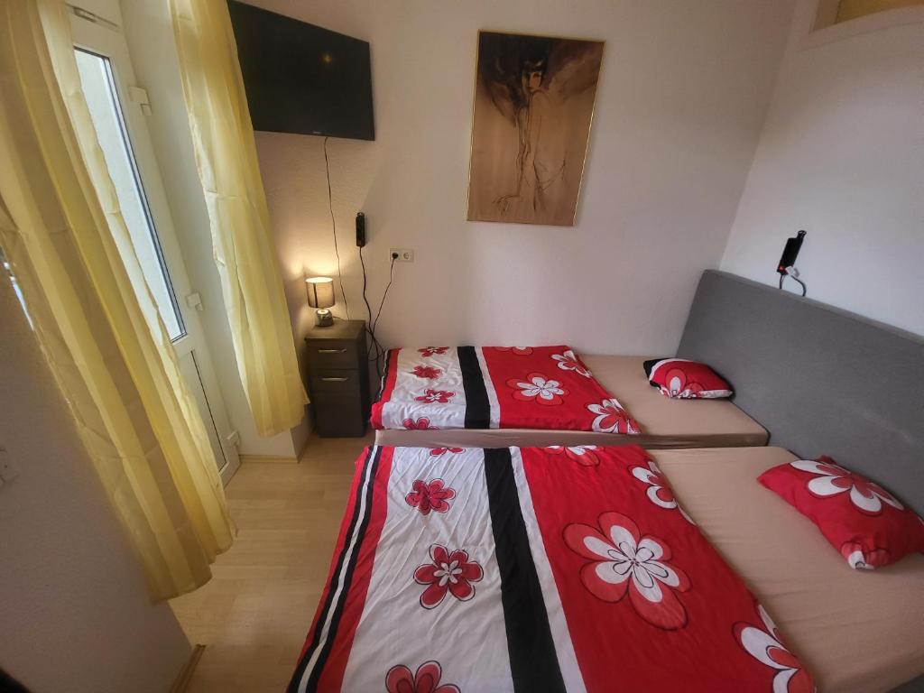 Postel nebo postele na pokoji v ubytování Apartmentzimmer