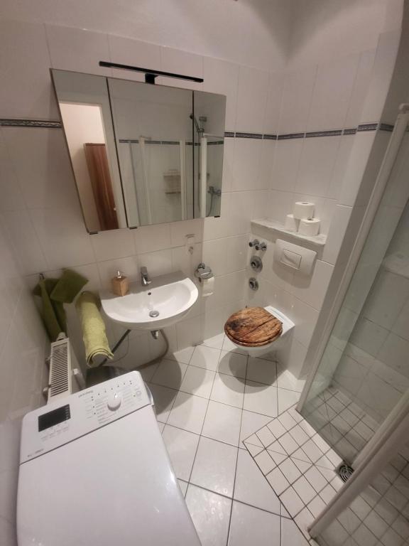 Koupelna v ubytování Apartmentzimmer