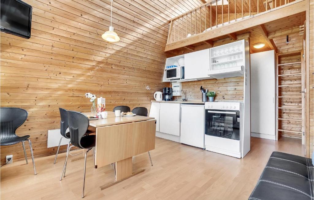 Fotografie z fotogalerie ubytování Nice Home In Fredericia With Kitchen v destinaci Fredericia