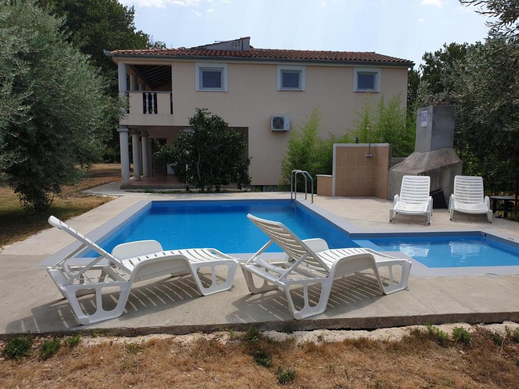 Fotografie z fotogalerie ubytování Holiday Home in Banjole near the Beach v destinaci Banjole