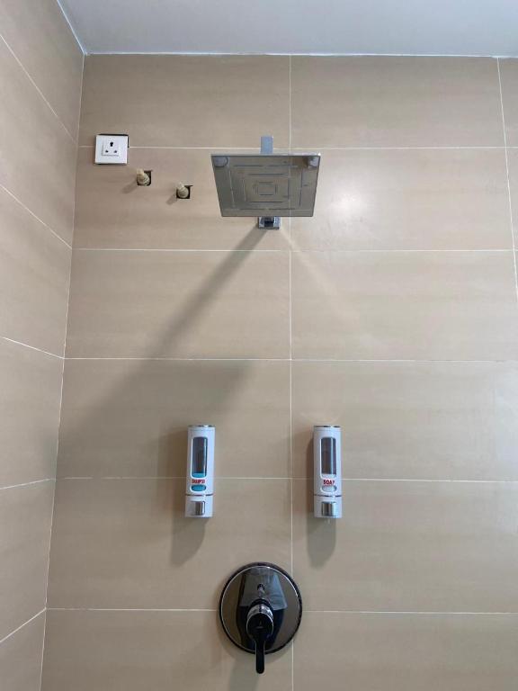 Koupelna v ubytování Le Shiv Executive Suite