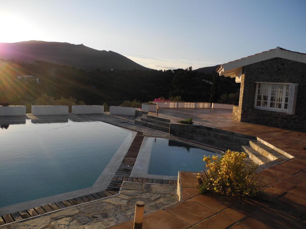 Fotografie z fotogalerie ubytování Casa con vistas y piscina v destinaci Cadaqués