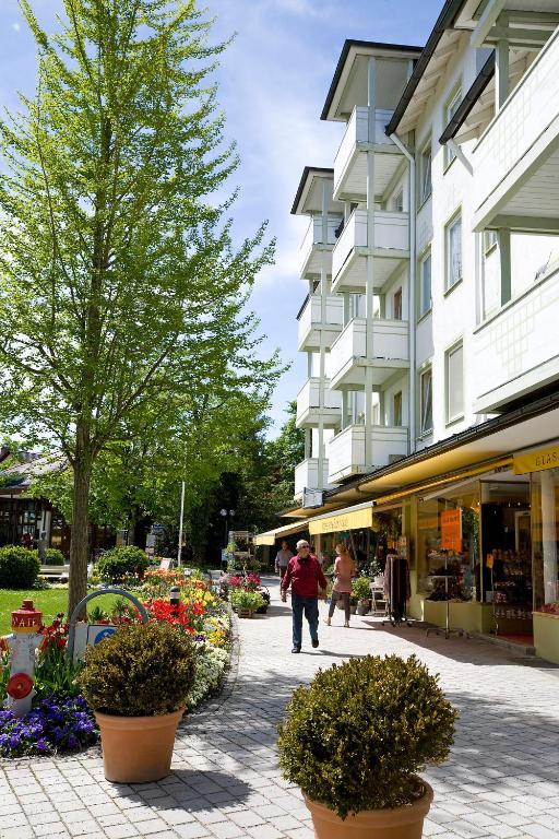 Ferienwohnungen KUR-ECK - 4