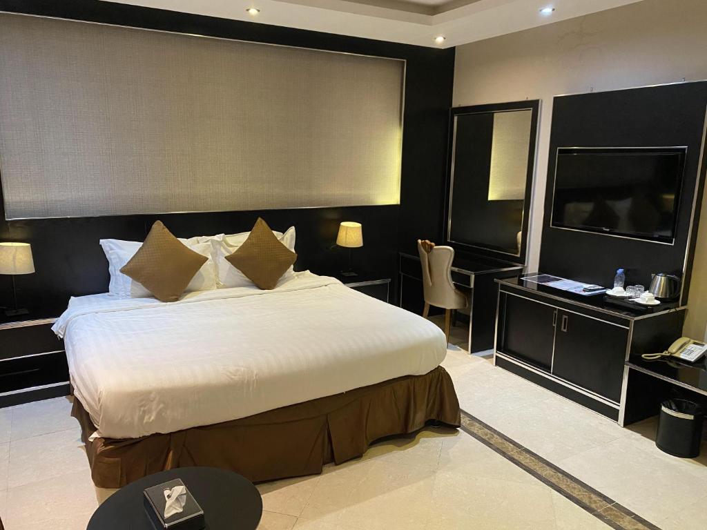 RAK Hotel Apartments - Première Double Room