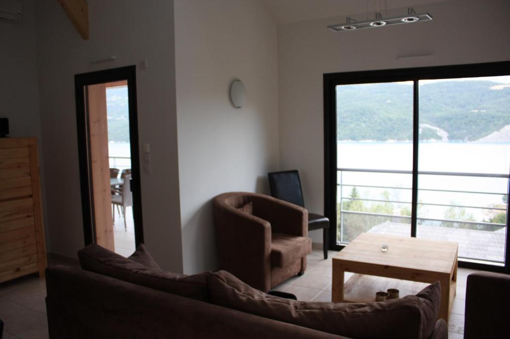 Posedenie v ubytovaní Vue imprenable sur Lac de Serre-Ponçon à Chorges : appt prestige 8 pers