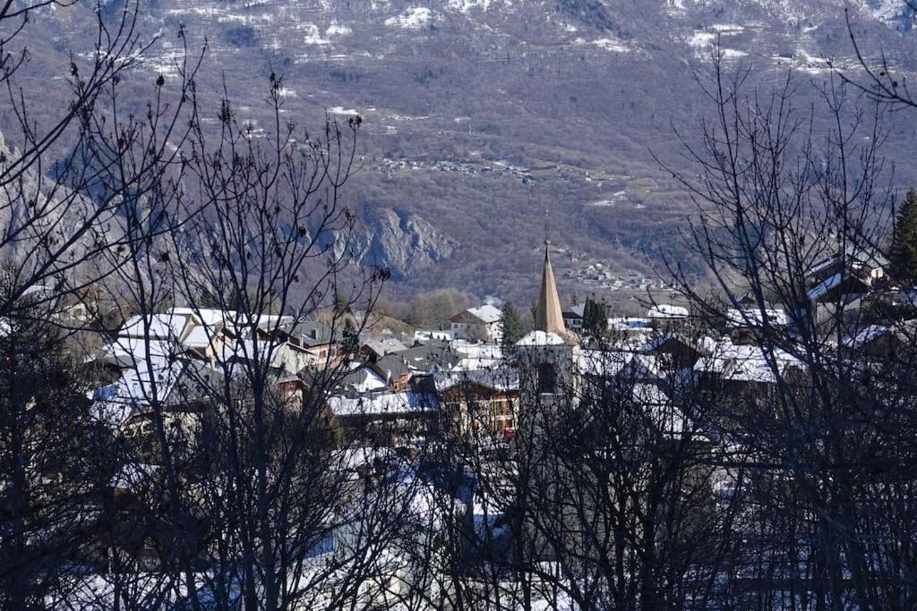 Výhľad na hory alebo výhľad na hory priamo z apartmánu