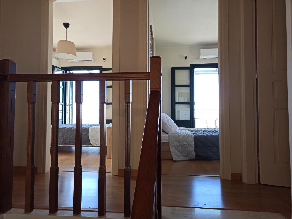 Posteľ alebo postele v izbe v ubytovaní Kiparissia Castle & Sea view