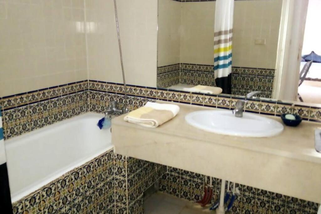 Ванная комната в Suite Bleuet - Dar Ben Slimane