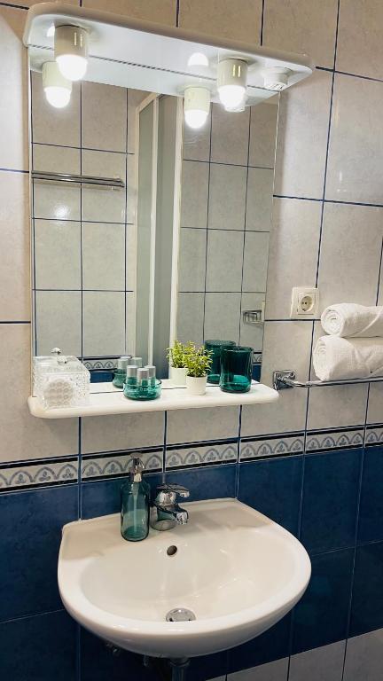 Koupelna v ubytování Apartmens and Rooms Madunic V