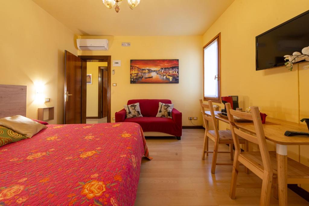 TV a/nebo společenská místnost v ubytování B&B Da Nina Venice