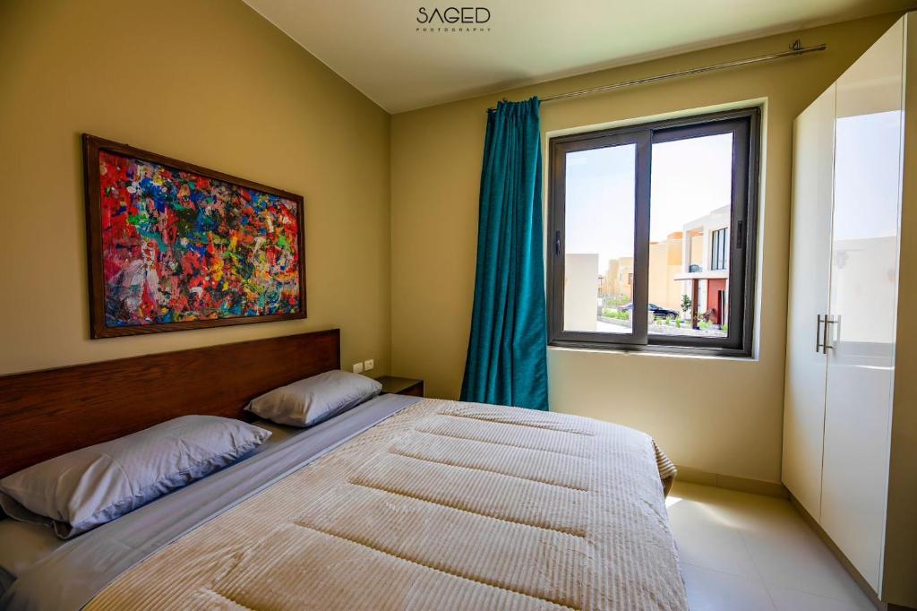 Postel nebo postele na pokoji v ubytování tawila t1-17 -5 bed room big villa