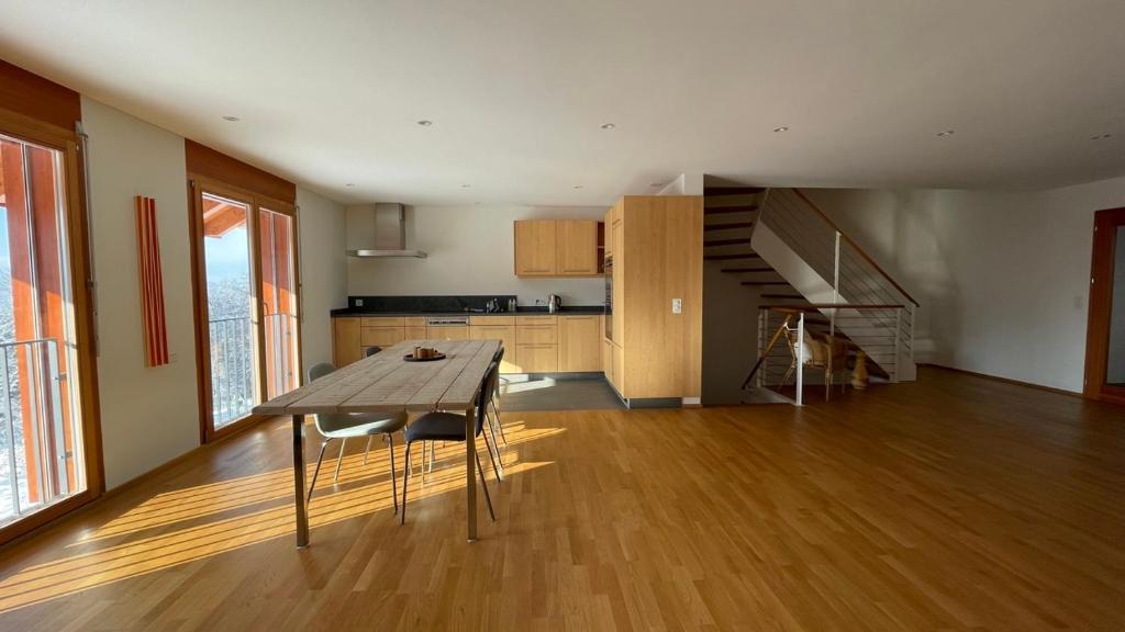 Kuchyň nebo kuchyňský kout v ubytování Wunderschönes Gästehaus mit grandioser Aussicht