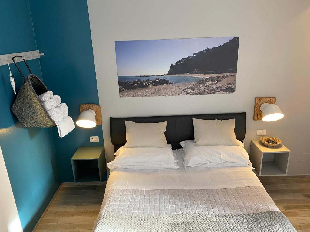 Postel nebo postele na pokoji v ubytování B&B 125Metri sul mare