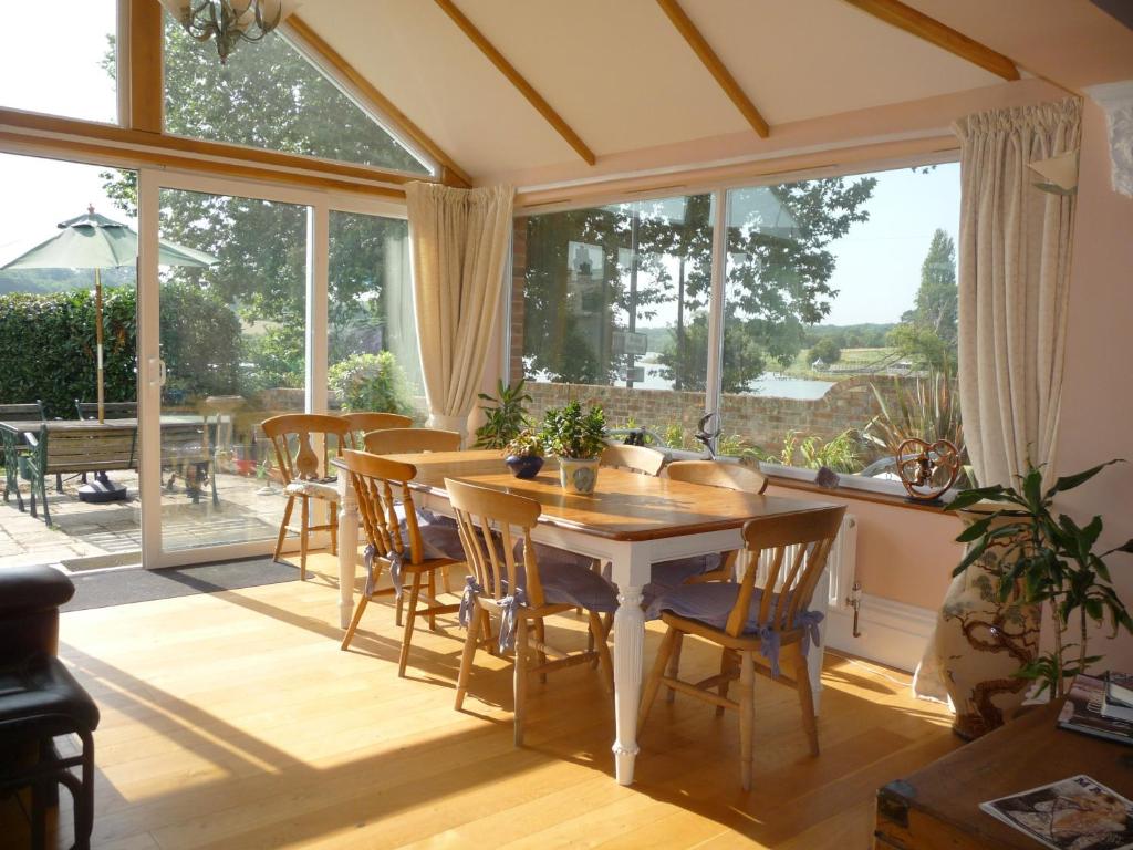 Ivy Hall - Camera Doppia Con Vista Sul Lago