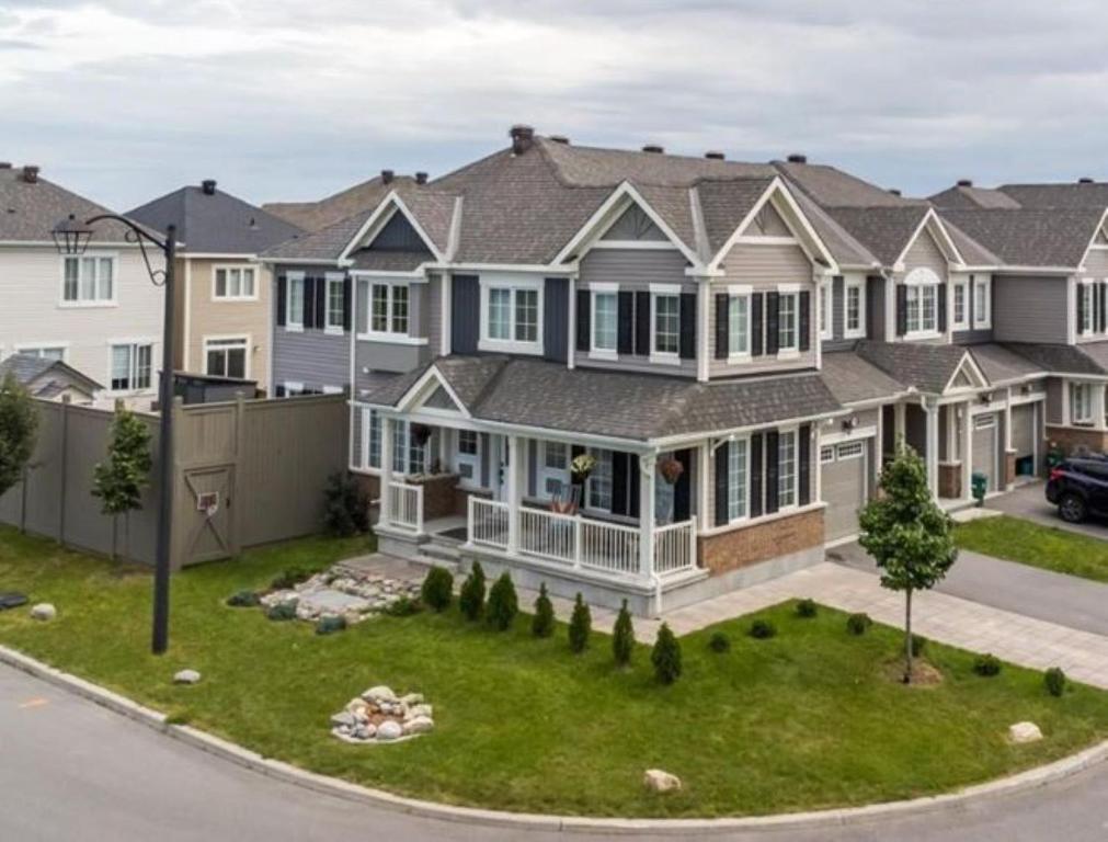 Apartment Beautiful Unit in Nepean, Ottawa, Canada