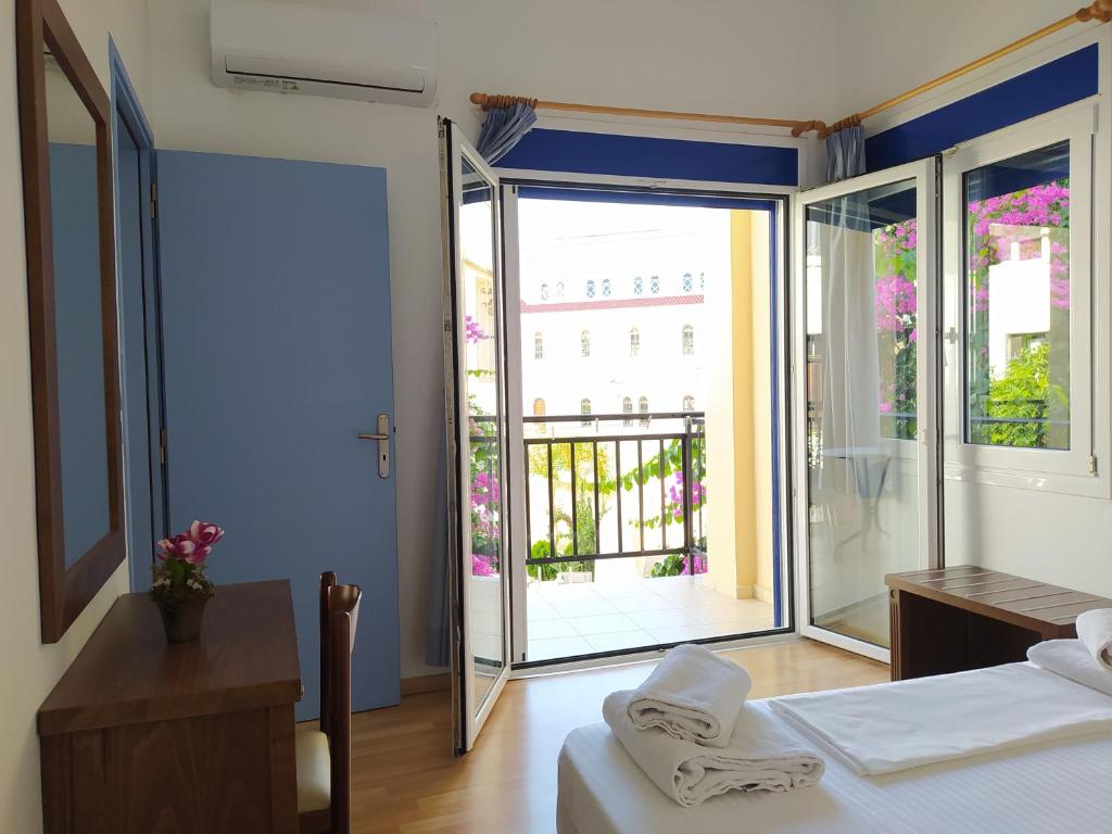 Sea Front Studios Old Town - 18