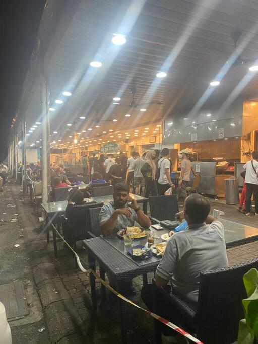 Tetamu yang menginap di 4PAX near USM n Pantai Hospital n PISA SPI CE ARENA
