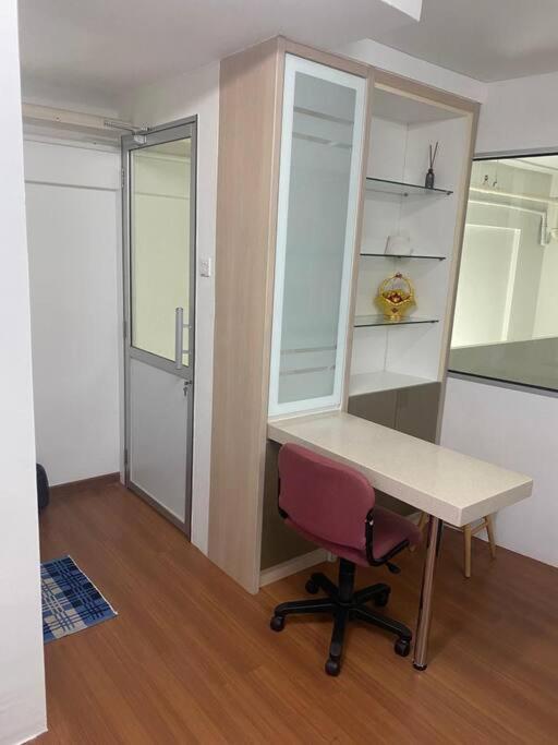 Gambar di galeri bagi 4PAX near USM n Pantai Hospital n PISA SPI CE ARENA di Bayan Lepas