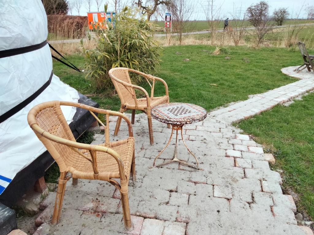 Fotografie z fotogalerie ubytování Todo Se Pasa Yurt 2 v destinaci Sauwerd