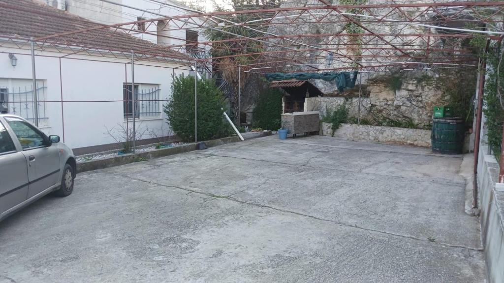 Fotografia z galérie ubytovania Apartment in Trogir with sea view, balcony, air conditioning, W-LAN 5055-2 v Trogiri