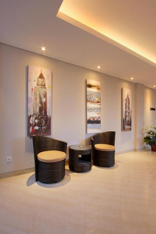 Posezení v ubytování Ohana Hotel Kuta