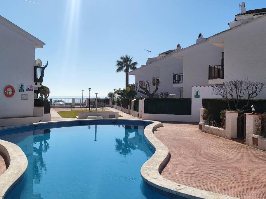 Casas y chalets Casa frente al mar en Miami Playa 2hab en Miami Platja, Cataluña
