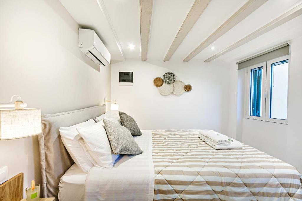 Ionian Citizen Atelier - 10