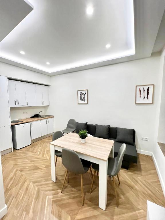 A kitchen or kitchenette at Apartamento El Horno