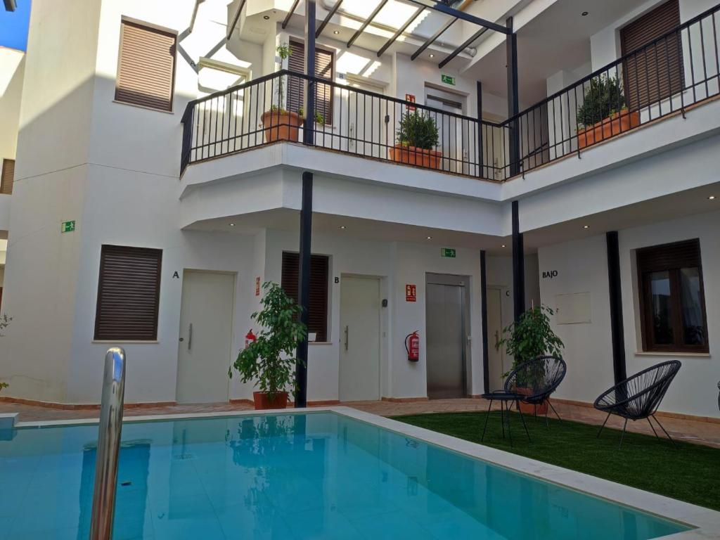 Bazén v ubytovaní Sueños de Orive. Con piscina y wifi. Casco antiguo. alebo v jeho blízkosti