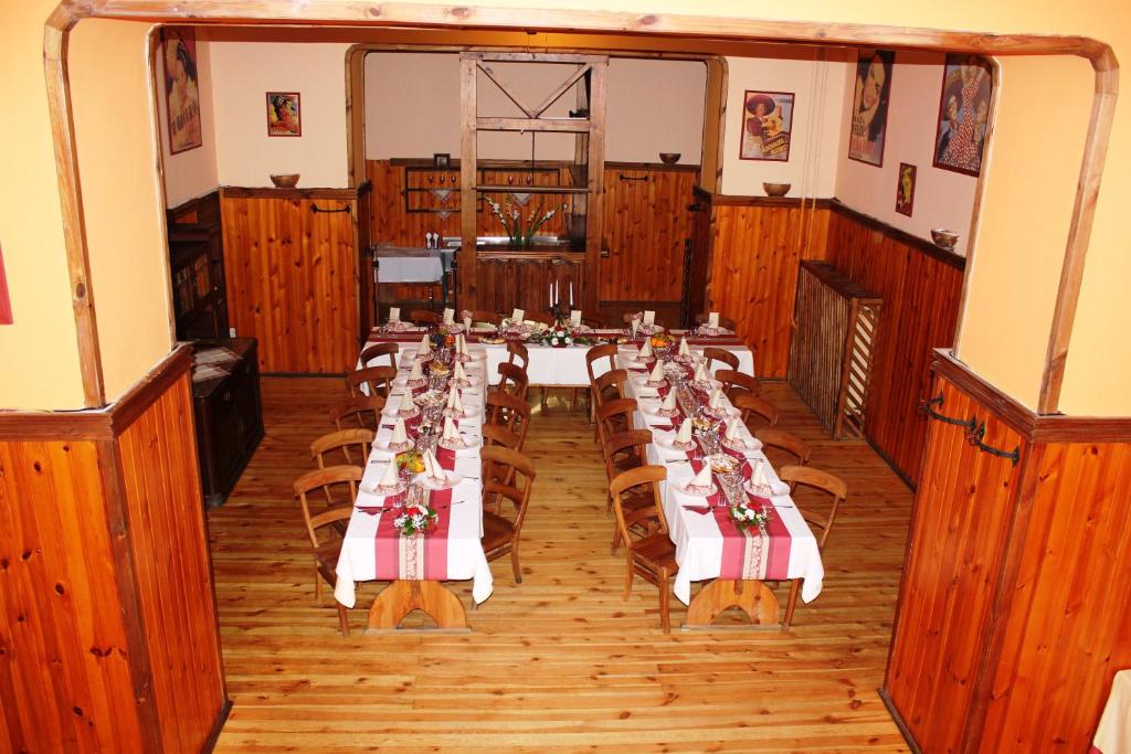 Restaurace v ubytování Hotel Central