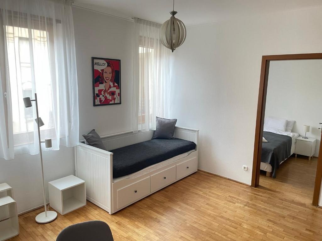 BDA Centre Apartment Budapest 1075 Budapest, Kazinczy utca 52 A 2. emelet 24 kép - 1