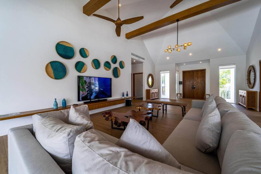 Luxury 7 Bedroom Pool Villa! (Wl67), Hua Hin – Updated 2023 Prices
