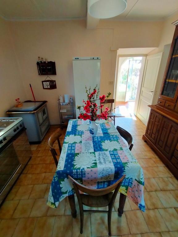 Kuchyň nebo kuchyňský kout v ubytování CASA VACANZE "LA QUIETE"
