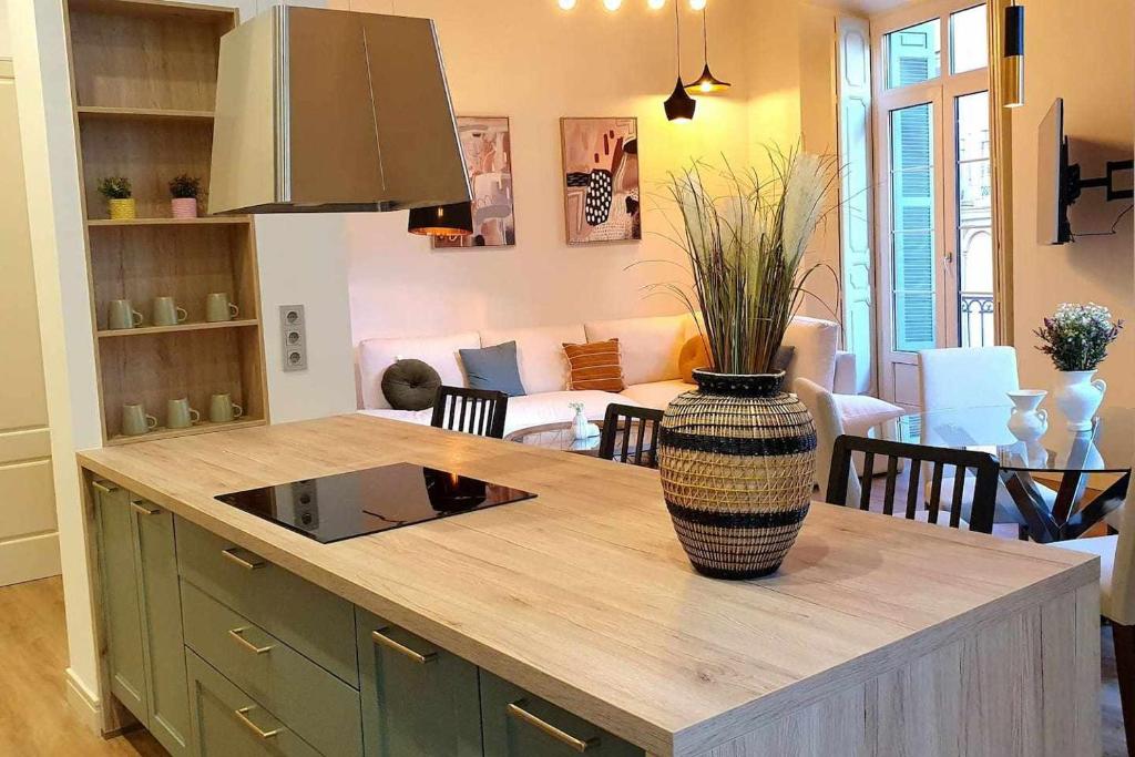 Kuchyňa alebo kuchynka v ubytovaní Le Mar Sol Suite 1871 Plaza Uncibay