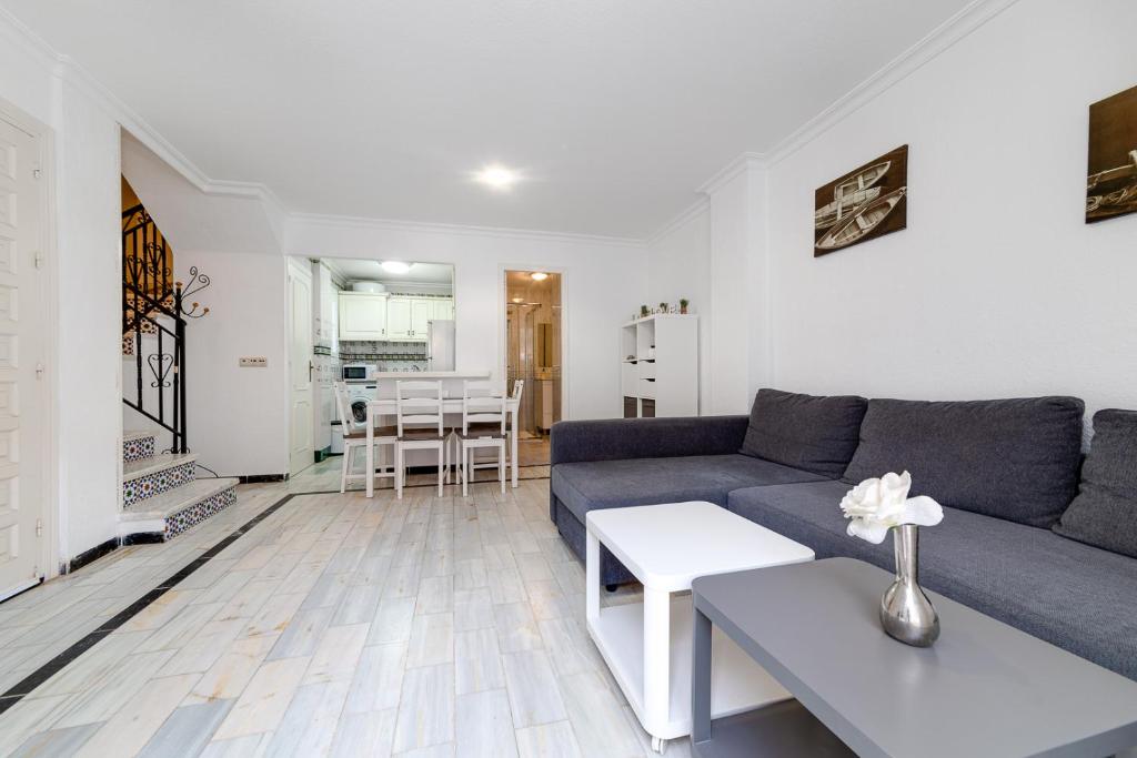 A seating area at La Mata 002-04