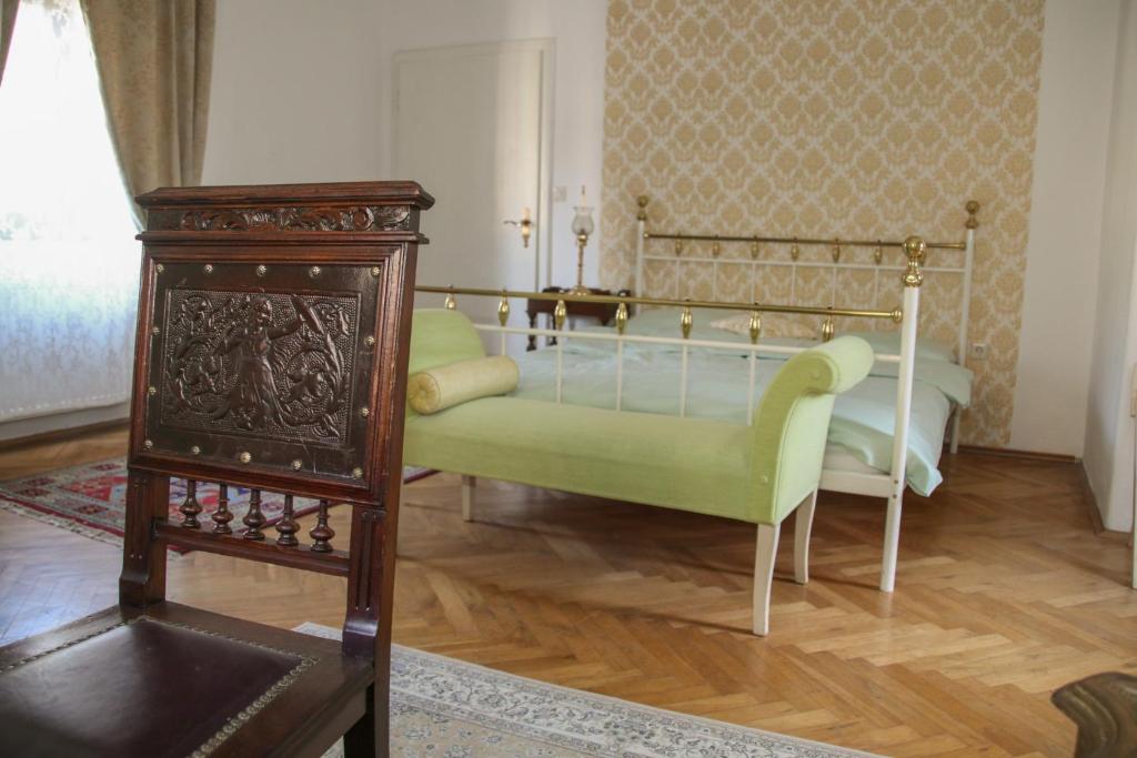 Posezení v ubytování Schloss Süßenstein