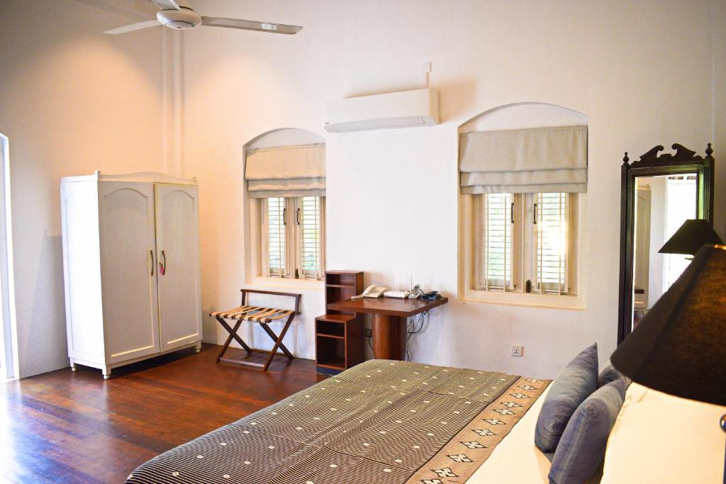 De Saram House by Geoffrey Bawa - 4