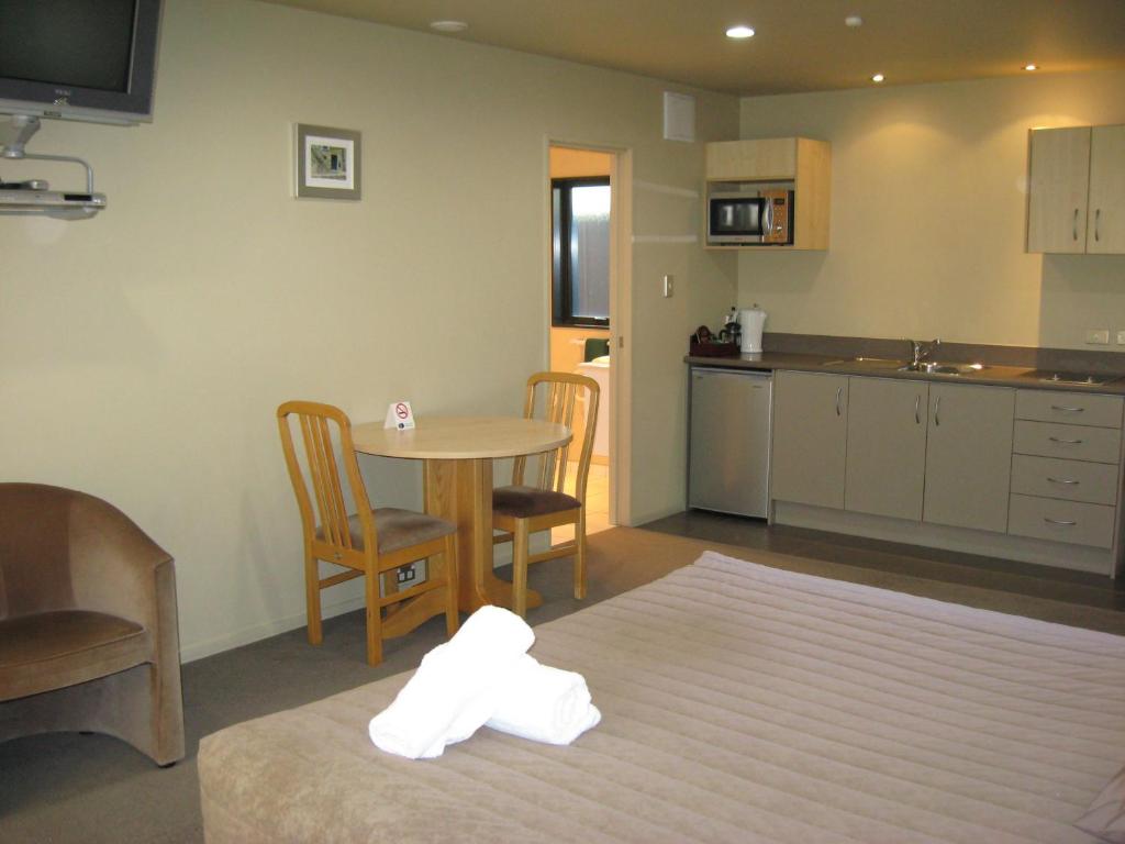 Kuchyň nebo kuchyňský kout v ubytování Kaikoura Gateway Motor Lodge