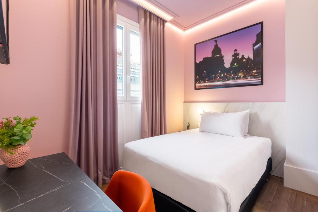 Ikonik Gran Vía - 6