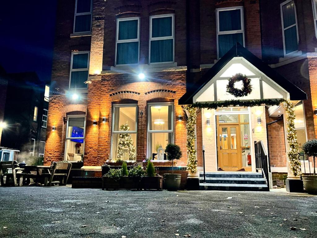 The Westlynne Hotel & Apartments - Resim 23