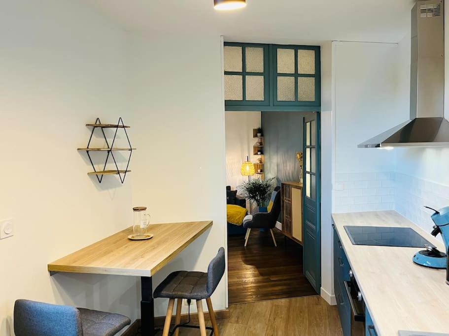 Fotografia z galérie ubytovania Appartement cosy bien placé v destinácii Châteauroux