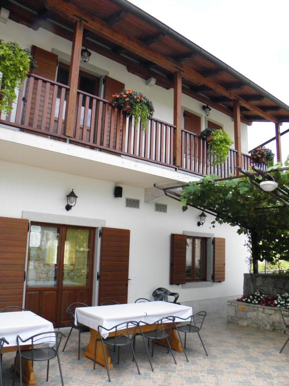 Balkón nebo terasa v ubytování Homestead Vrbin