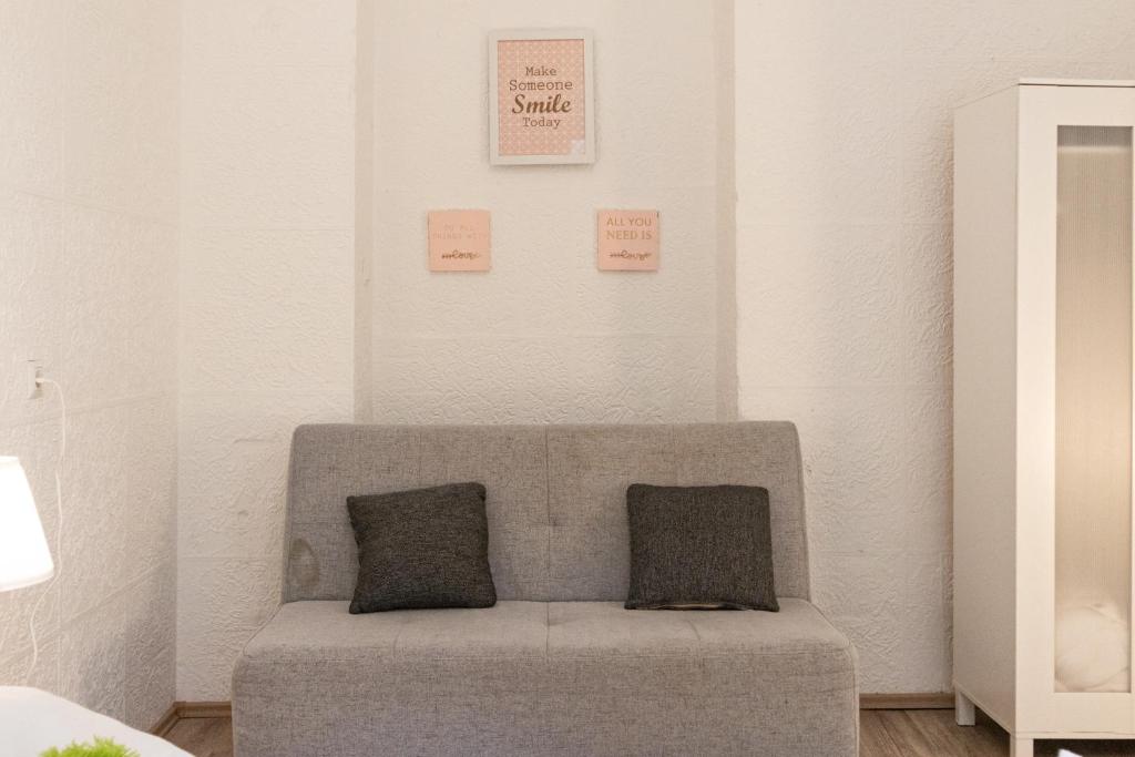 A seating area at Superb 3 Apt Complex for 9P near Wiener Stadthalle