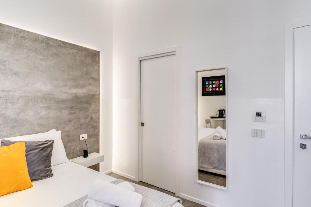 Gallery Suite Naples - 8