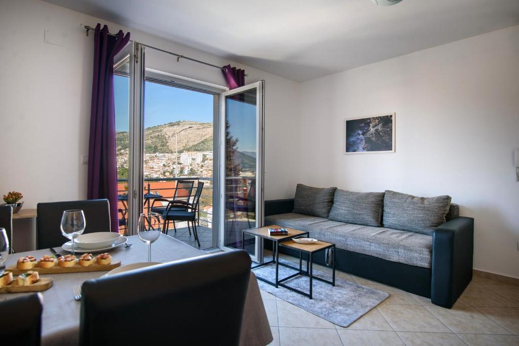 California Apartments - 5